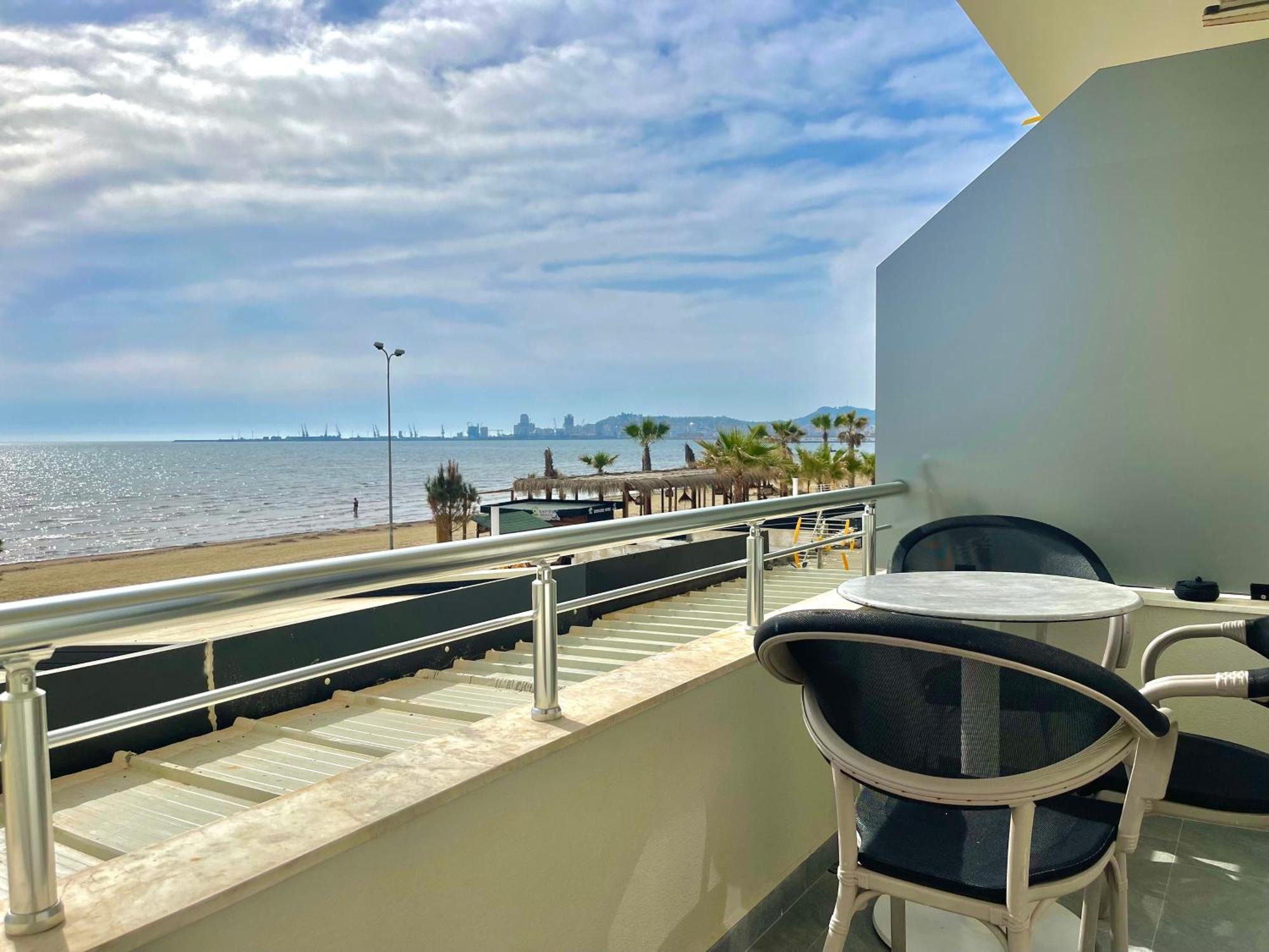 Luxurious Dreamy Seaview Apartment Durrës Exterior foto